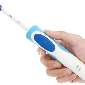 Bàn chải điện Oral-B Vitality Precision Clean Blue D12.513