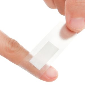 Băng cá nhân trong suốt Urgo Transparent (2 x 7.2cm) hộp 100 miếng