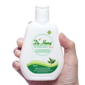 Dung dịch vệ sinh phụ nữ Dạ Hương trà xanh khử mùi chai 100ml