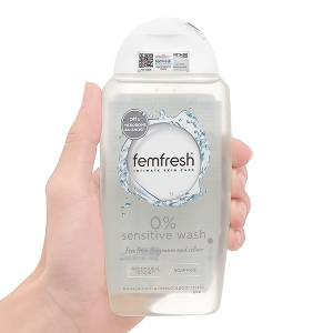 Dung dịch vệ sinh phụ nữ Femfresh 0% Sensitive Wash làm sạch cho da nhạy cảm chai 250ml