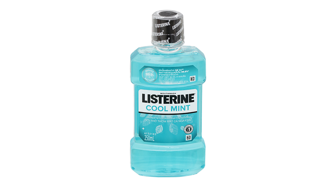 Nước súc miệng Listerine Cool Mint hơi thở thơm mát chai 250ml